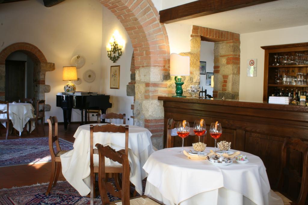 Hotel Monteriggioni Exterior foto