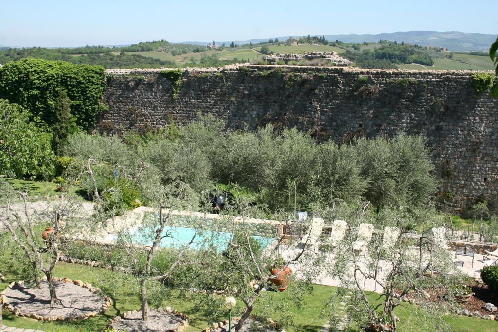 Hotel Monteriggioni Exterior foto